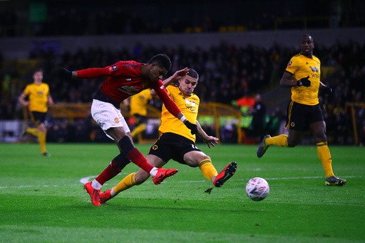 Man U Wolves