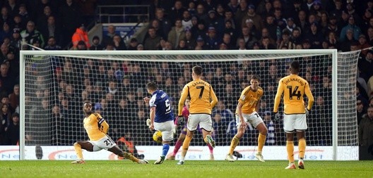 Leicester v Ipswich