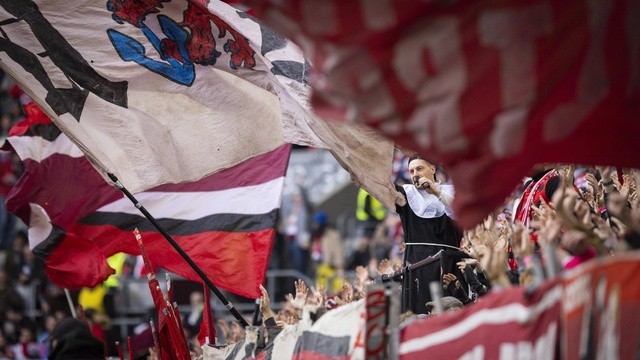 Fans with flag